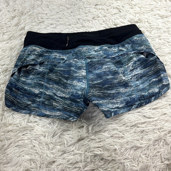 Lululemon Speed Short (4-way Stretch 2.5") Aerial Drift Multi Black / Black - Picture 4 of 6